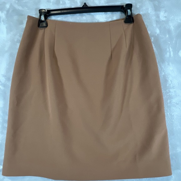White House Black Market Skirt Lace-Up Short Caramel Brown Size 4 Office Teacher - Picture 2 of 13